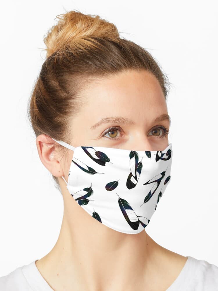 Magpie feathers facemask